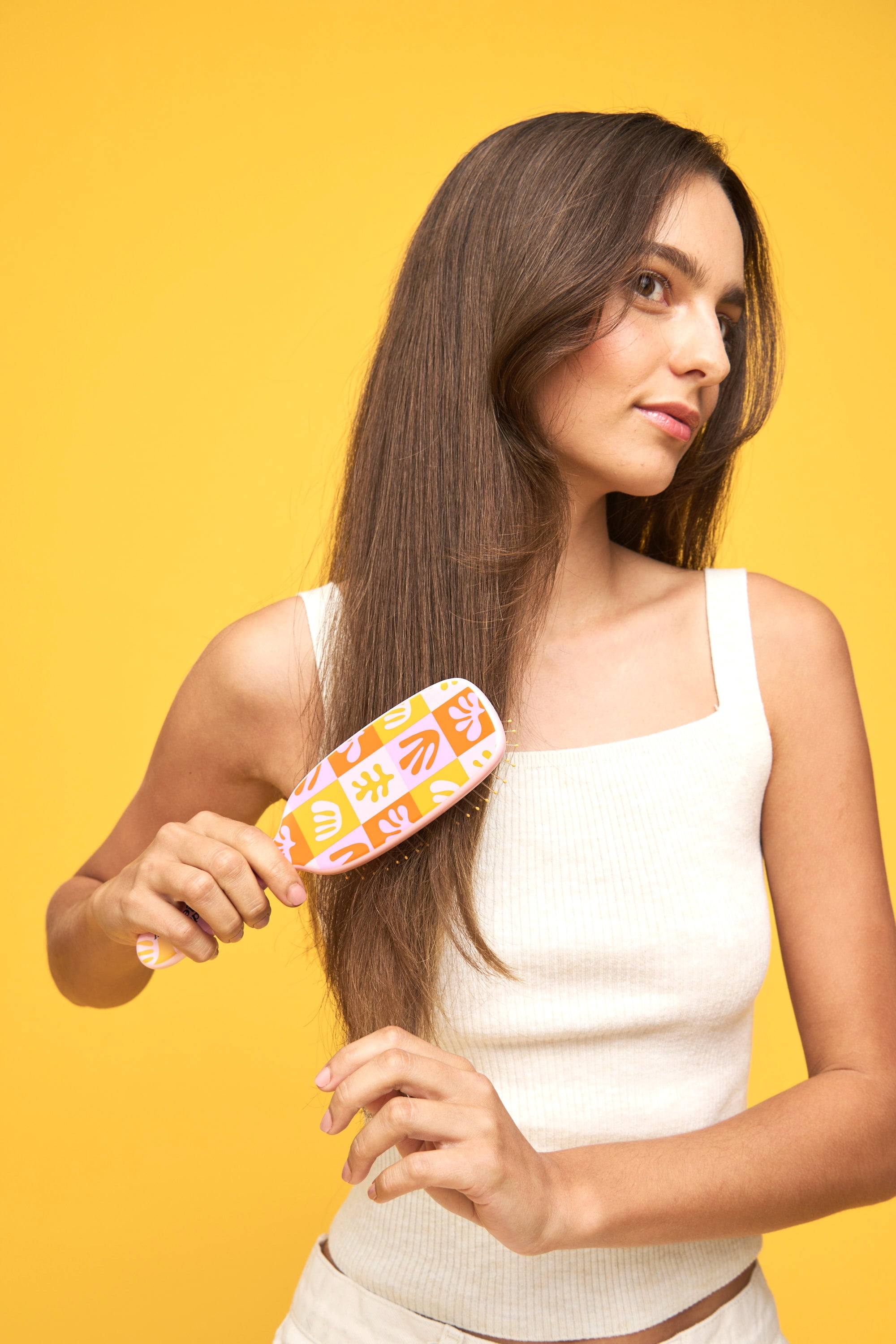 Goody Tru x Maeberry Ouchless Cushion Detangler Brush, Tangle-Free Styling, All Hair Types, 1 Ct