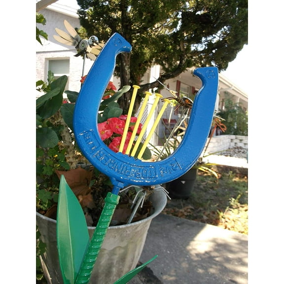 Blue Horseshoe Flower, Horseshoe Garden Art, Metal Yard Art