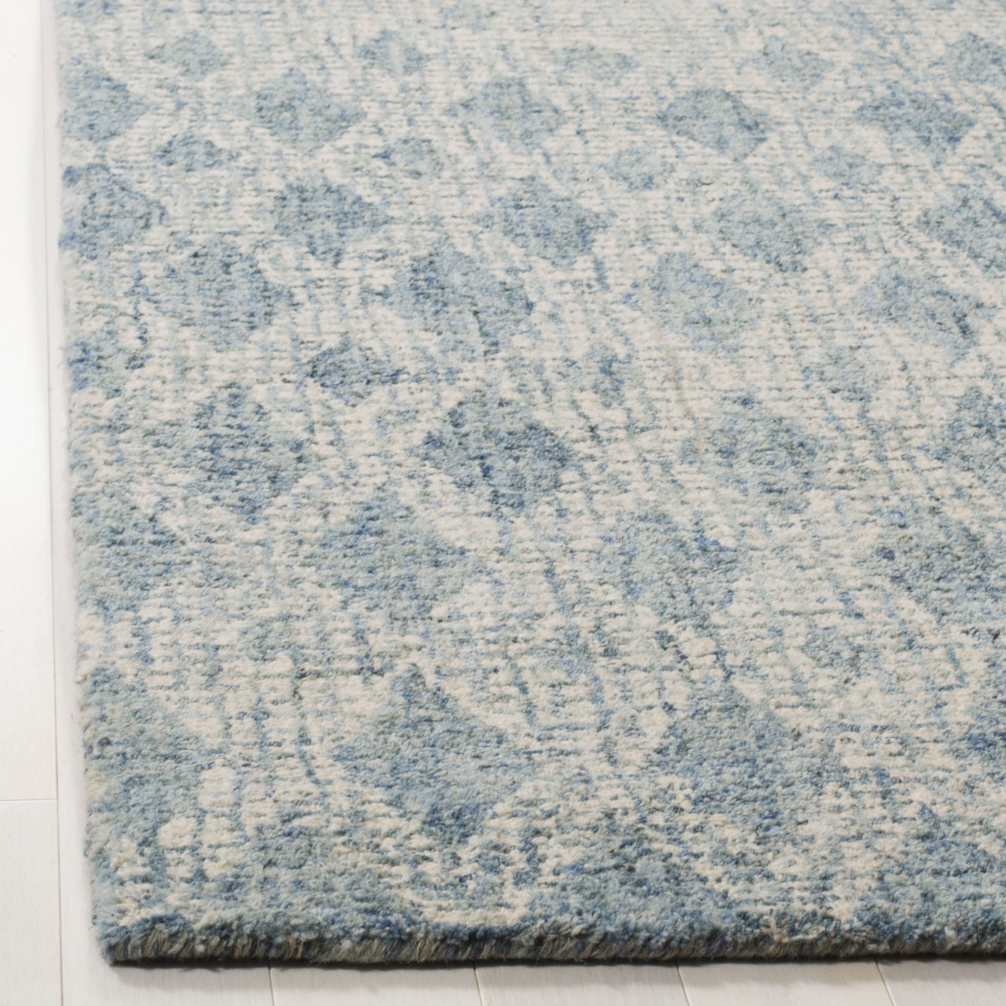 SAFAVIEH Abstract Darian Geometric Diamonds Area Rug, Ivory/Blue, 3' x 5'