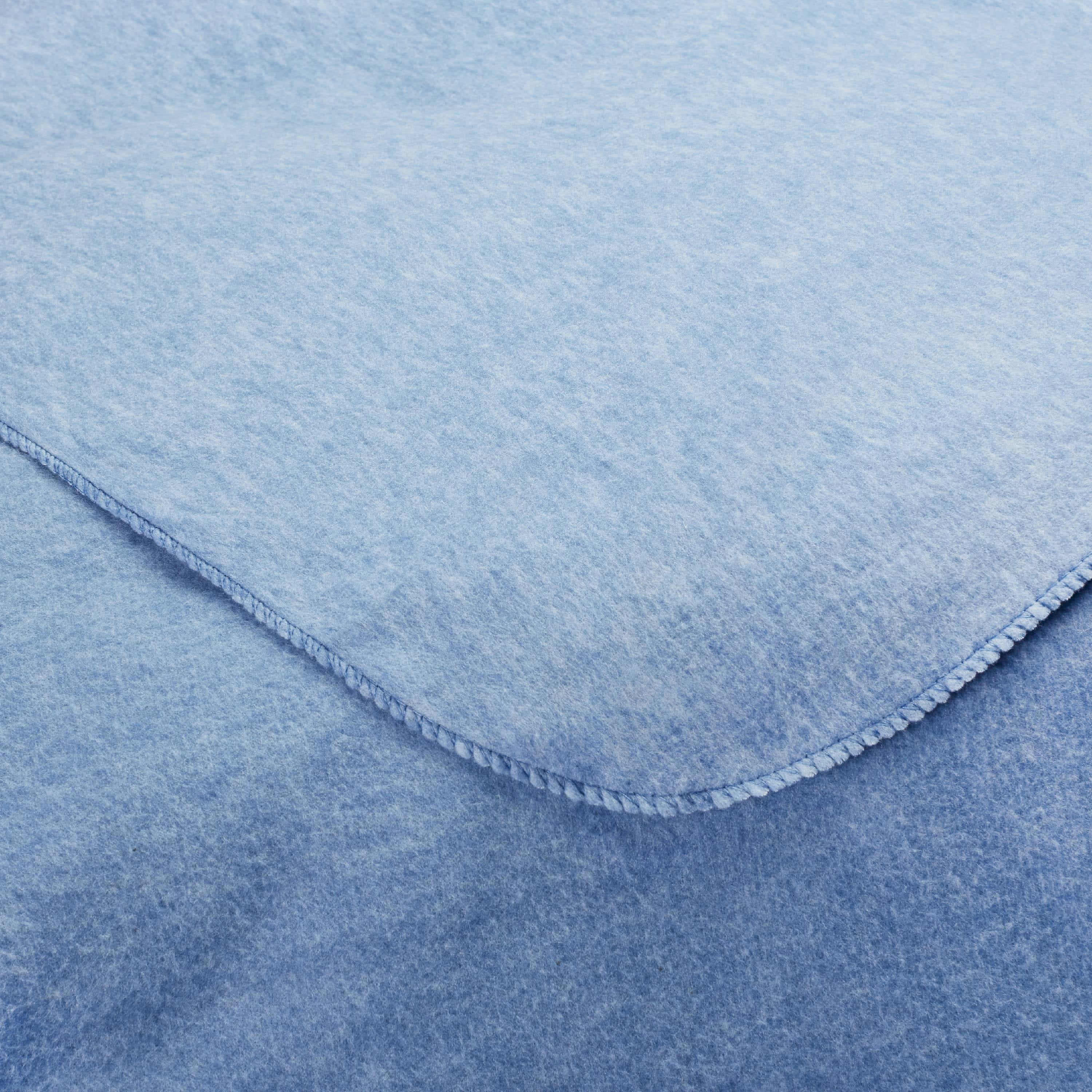 Mainstays Super Soft Fleece Bed Blanket, Twin/Twin XL, Blue