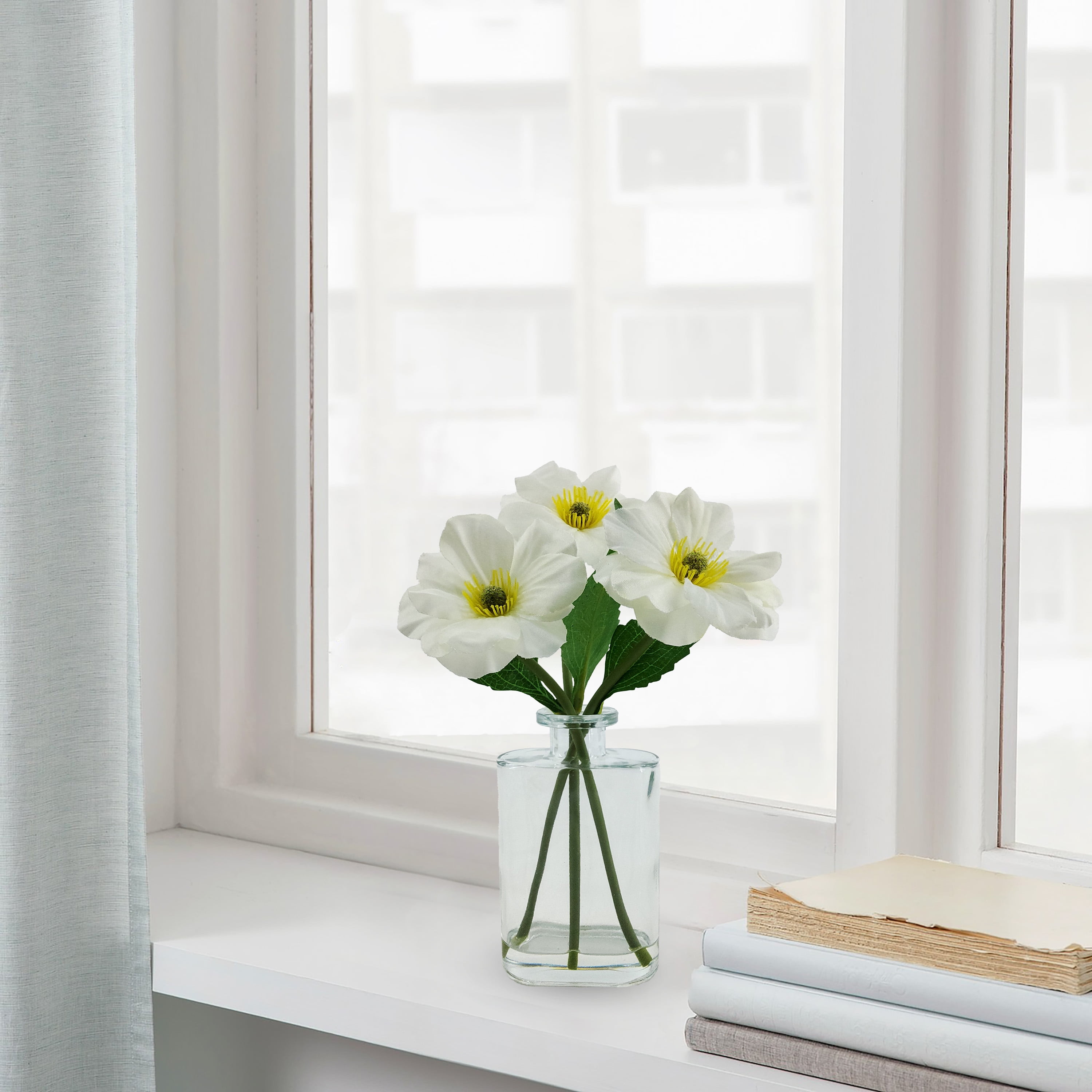 Mainstays 9 in Indoor Artificial Magnolia in Glass Vase, White