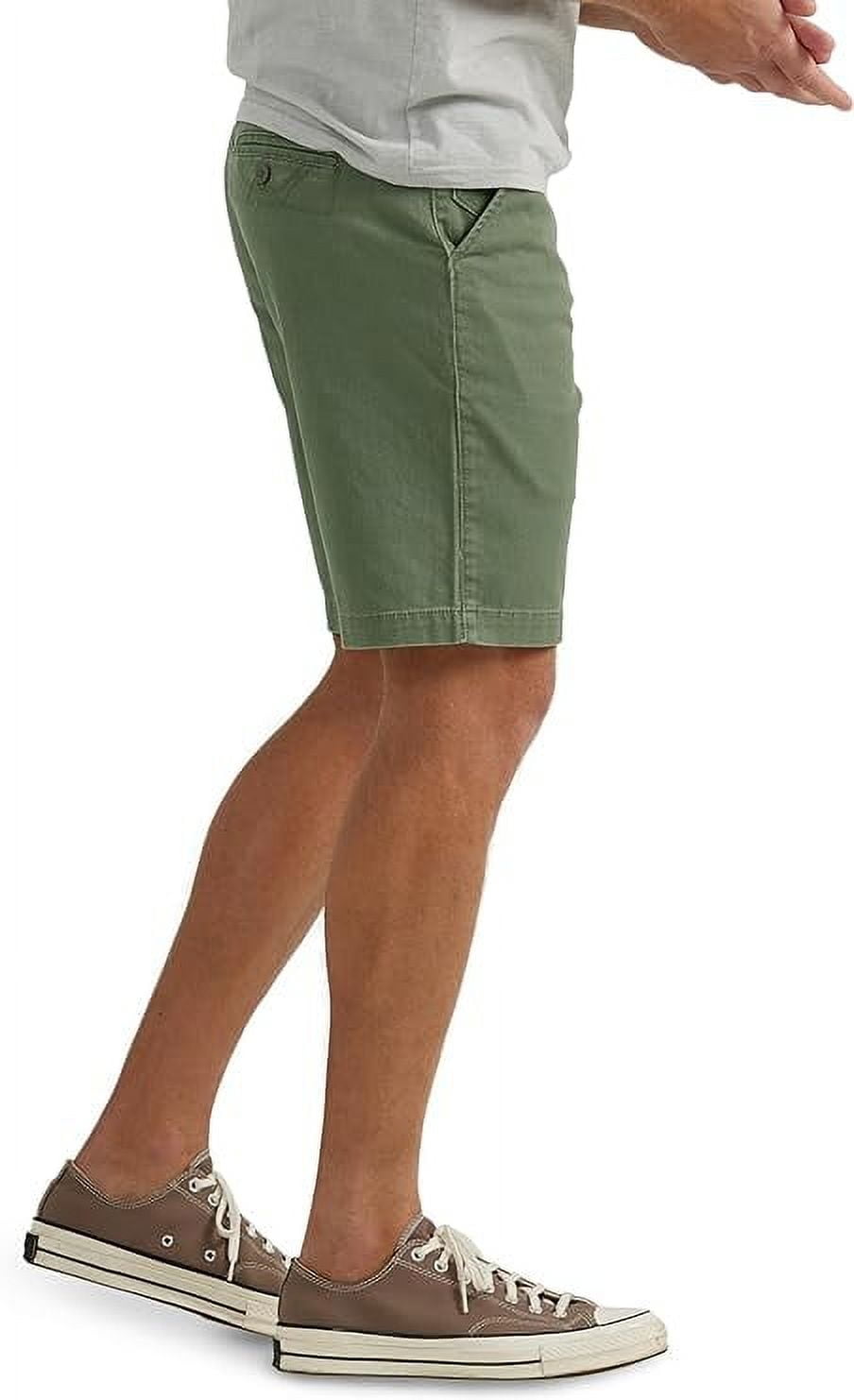 With Elastic Waist Wrangler Authentics Men's Classic Relaxed Fit