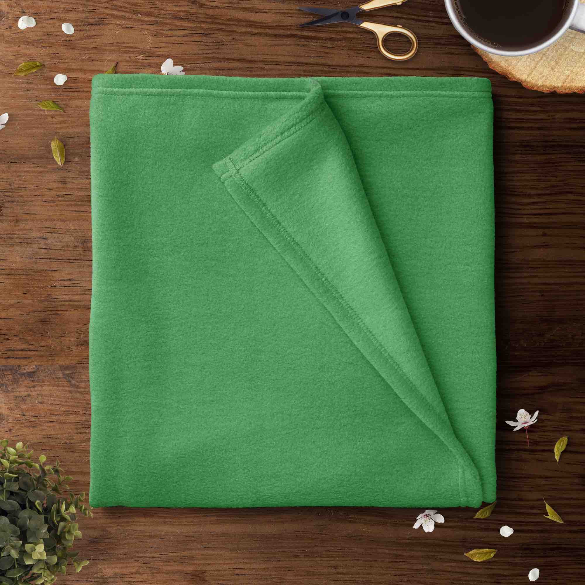 Mainstays 58" 100% Polyester Lux Anti-pill Fleece Solid Sewing & Craft Fabric By the Yard, Kelly