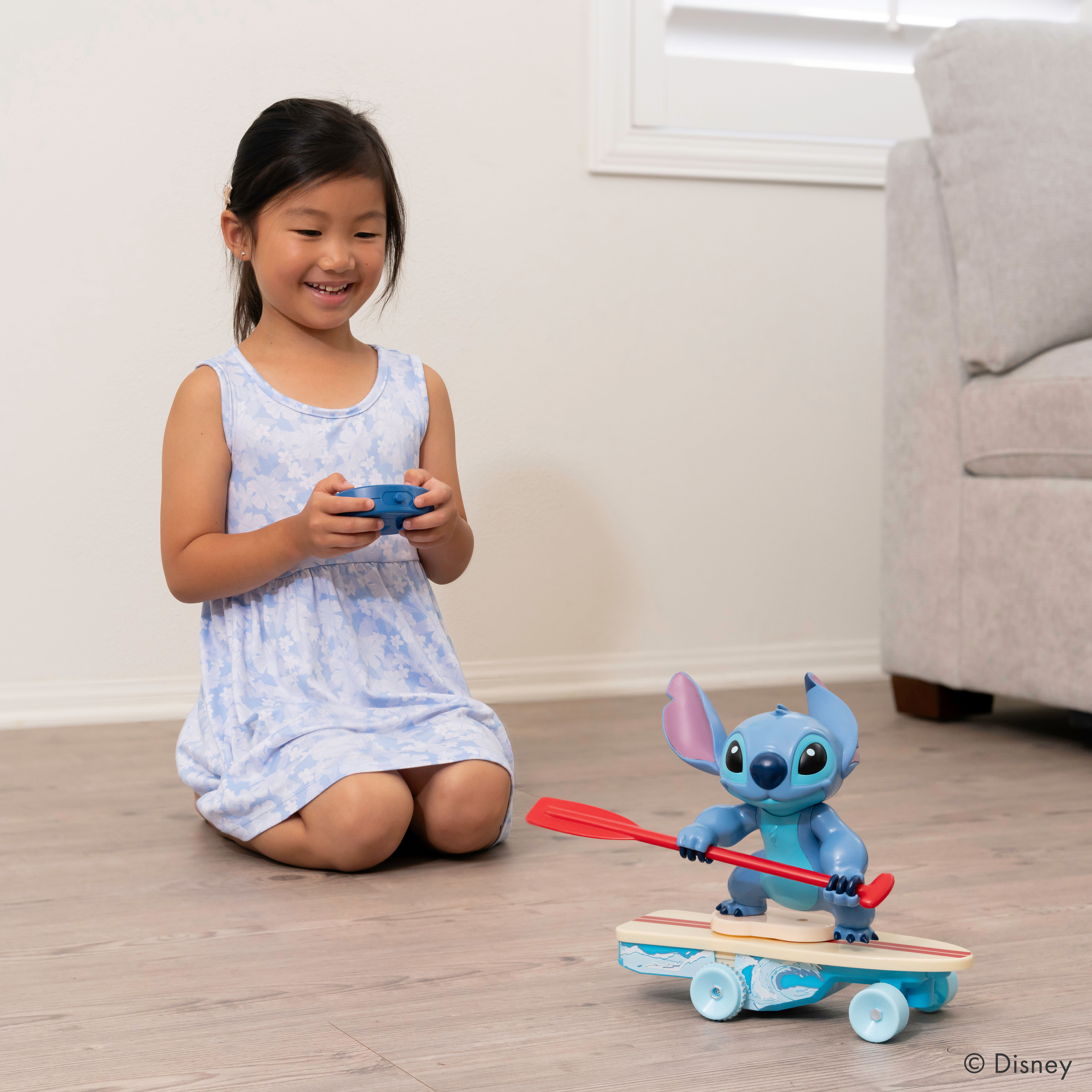 Jada Toys Radio Control Car with 360 Spin, Disney Lilo and Stitch, Ages 3 and up