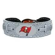 Bracelet de football r-fl-chissant Gameball 3705705740 Tampa Bay Buccaneers