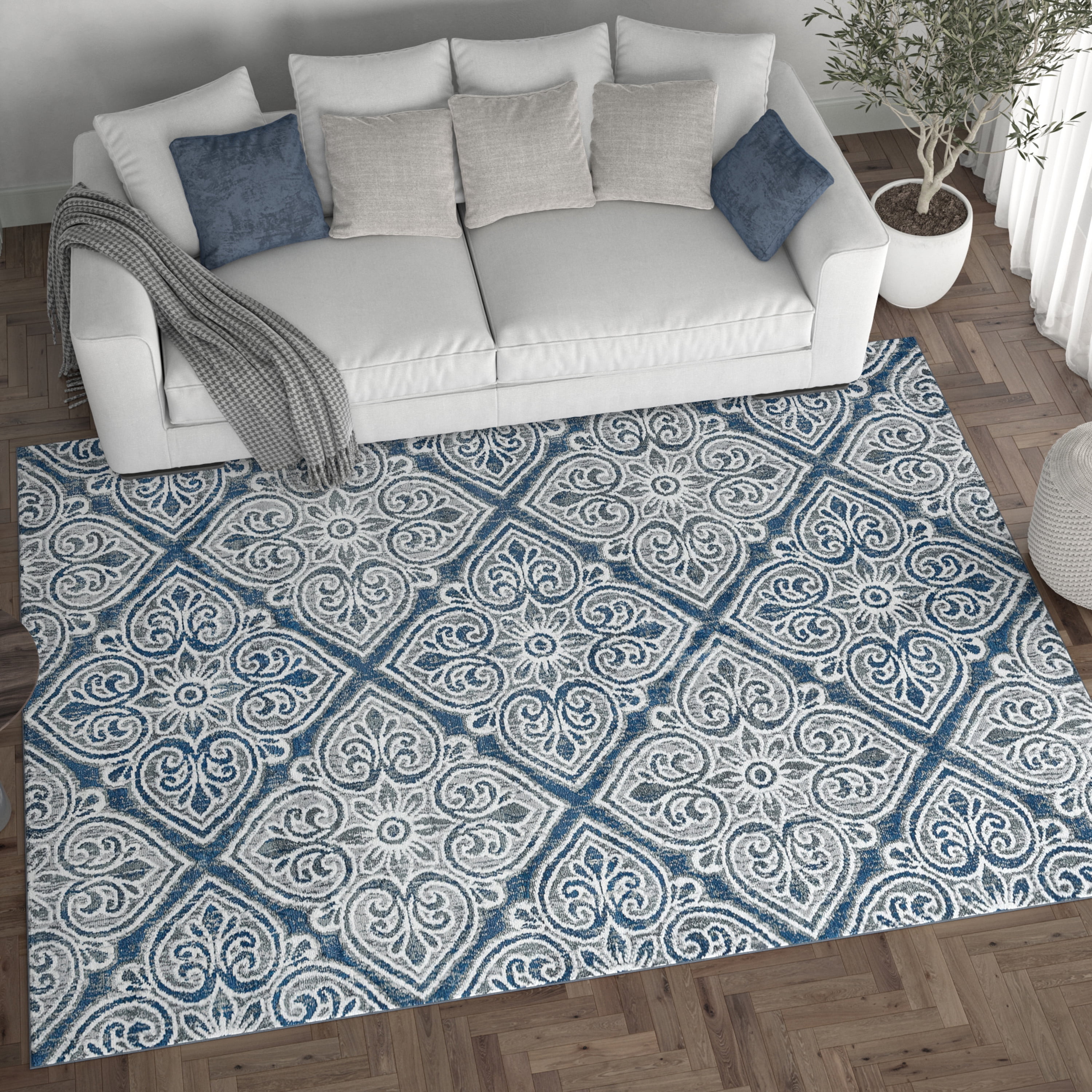 Madison Traditional 7.6' x 10' Dark Gray Polypropylene Indoor Area Rug