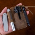 thumbnail image 4 of 2X Funda de Cuero Hecha Una Mano para Cuchillo Plegable, Soporte para Linterna, Herramienta EDC, Marrón, 4 of 5