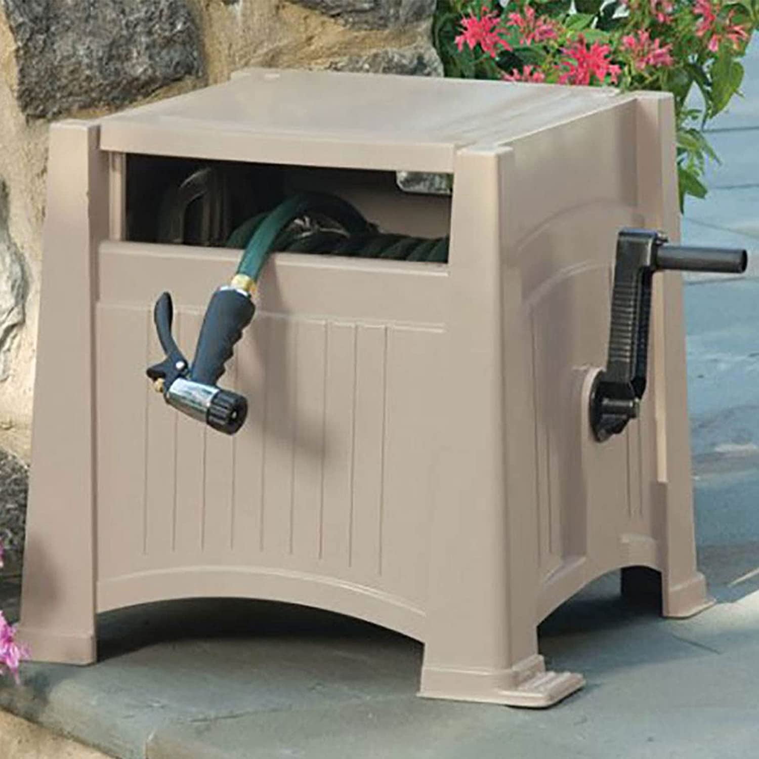 Suncast Hose Hideaway Hose Reel