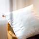 thumbnail image 3 of Sleepling Comfort 196144 Juego de 2 almohadas de microfibra, 65 x 65 cm, color blanco, 3 of 5