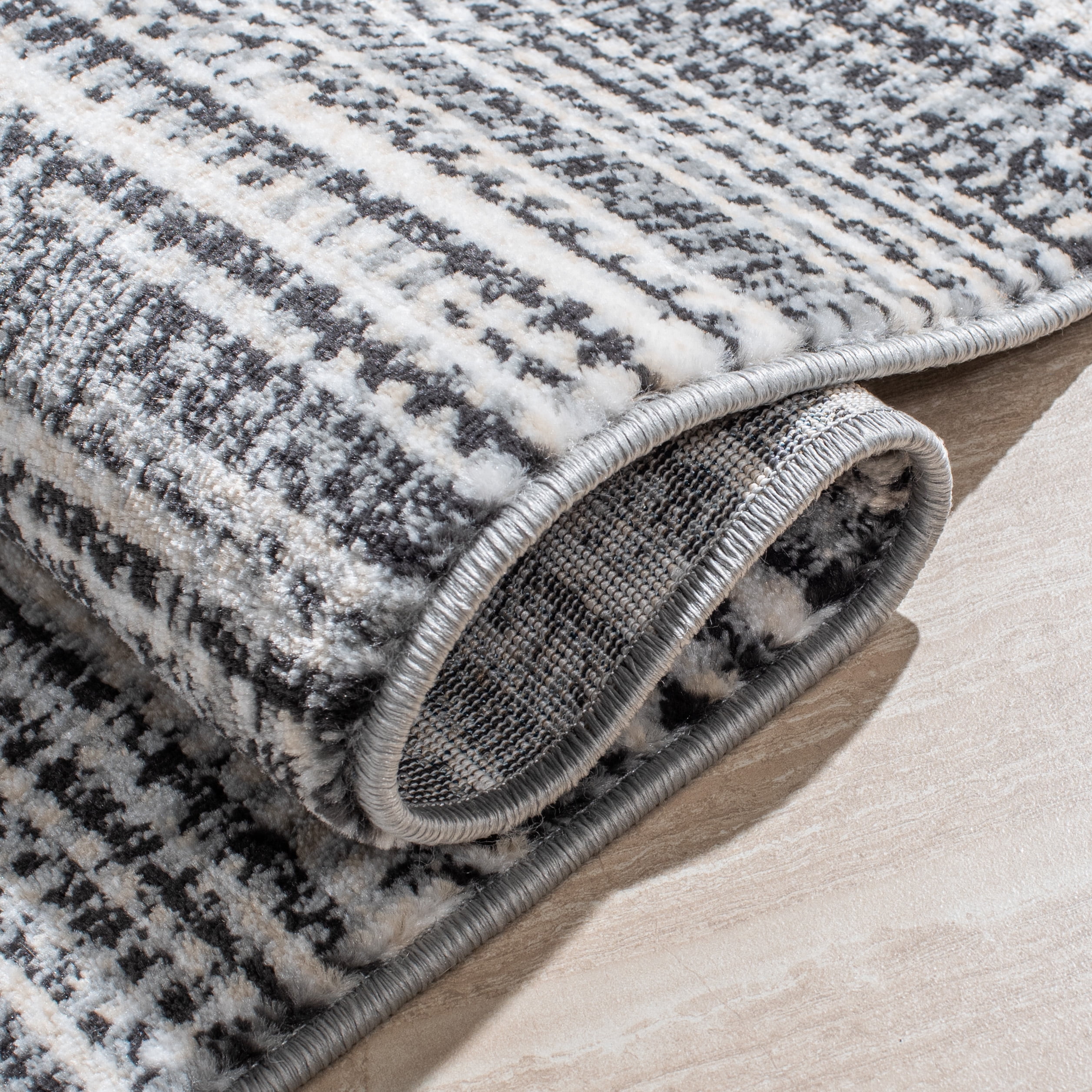 SAFAVIEH Lagoon Collection LGN243F Grey / Ivory Rug