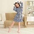 thumbnail image 3 of FORMRS Niños Bathrobe Unisex Hooded Robe Soft Plush Pajamas Sleepwear, Size 2-3T, Elegant Daisy Pattern, 3 of 7