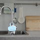 thumbnail image 4 of Cesta colgante para cocina y baño, organizador de plástico para fregadero doble, escurridor de esponja, organizador de aparatos (azul), 4 of 5