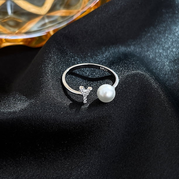 Anillo de plata con diamantes y perlas sintéticas, diseño de nicho para mujer, anillo de 26 letras, anillo de personalidad simple