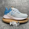 thumbnail image 3 of New Balance Fresh Foam ROAV Size 8 Men Grey Blue MR0AVGB1, 3 of 5