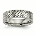thumbnail image 1 of Bague Texturée Polie en Titane Taille 10, 1 of 6