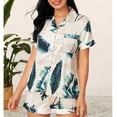 thumbnail image 2 of Conjunto de pijama de manga corta para mujer, cuello vuelto, hermoso estampado, dos piezas, top y pantalones cortos, ropa de dormir, color blanco plátano M, 2 of 6