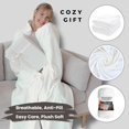 thumbnail image 3 of Manta portátil Cape Super Blanky para mujeres y hombres, color blanco, 3 of 8