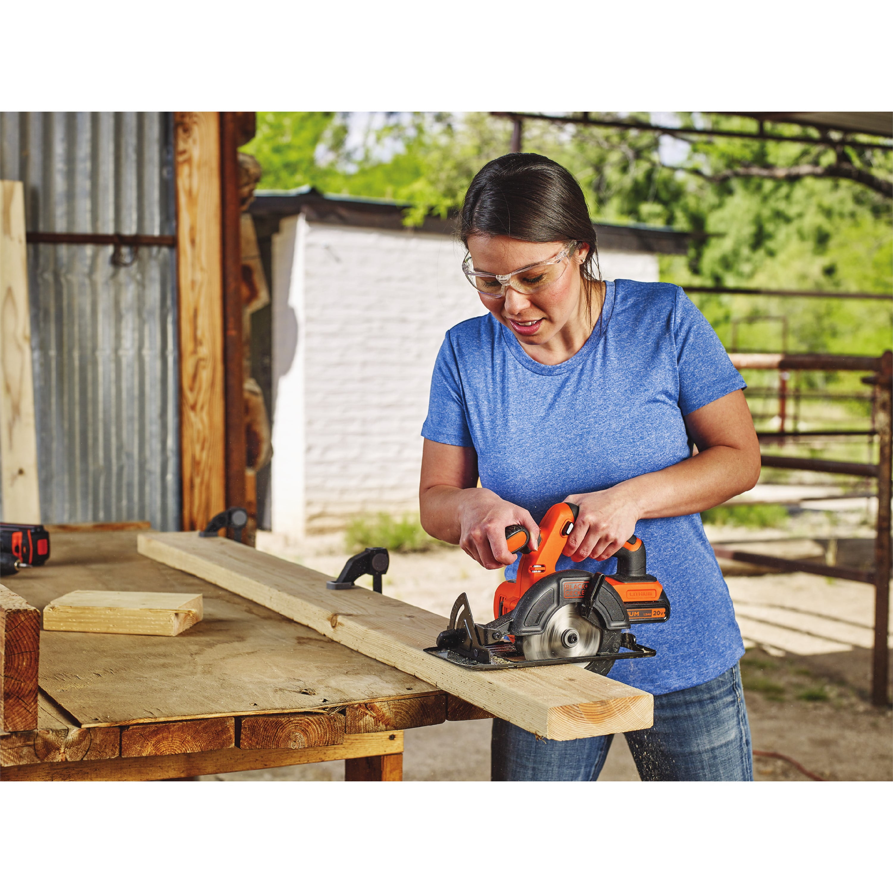 BLACK DECKER 20V Max Lithium Ion Charger Operated Cordless Circular Saw 5 1 2 Inch BDCCS20C Walmart