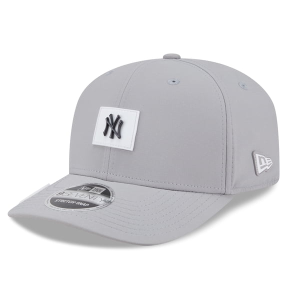 Men's New Era Gray New York Yankees 2026 Clubhouse 9SEVENTY Adjustable Hat