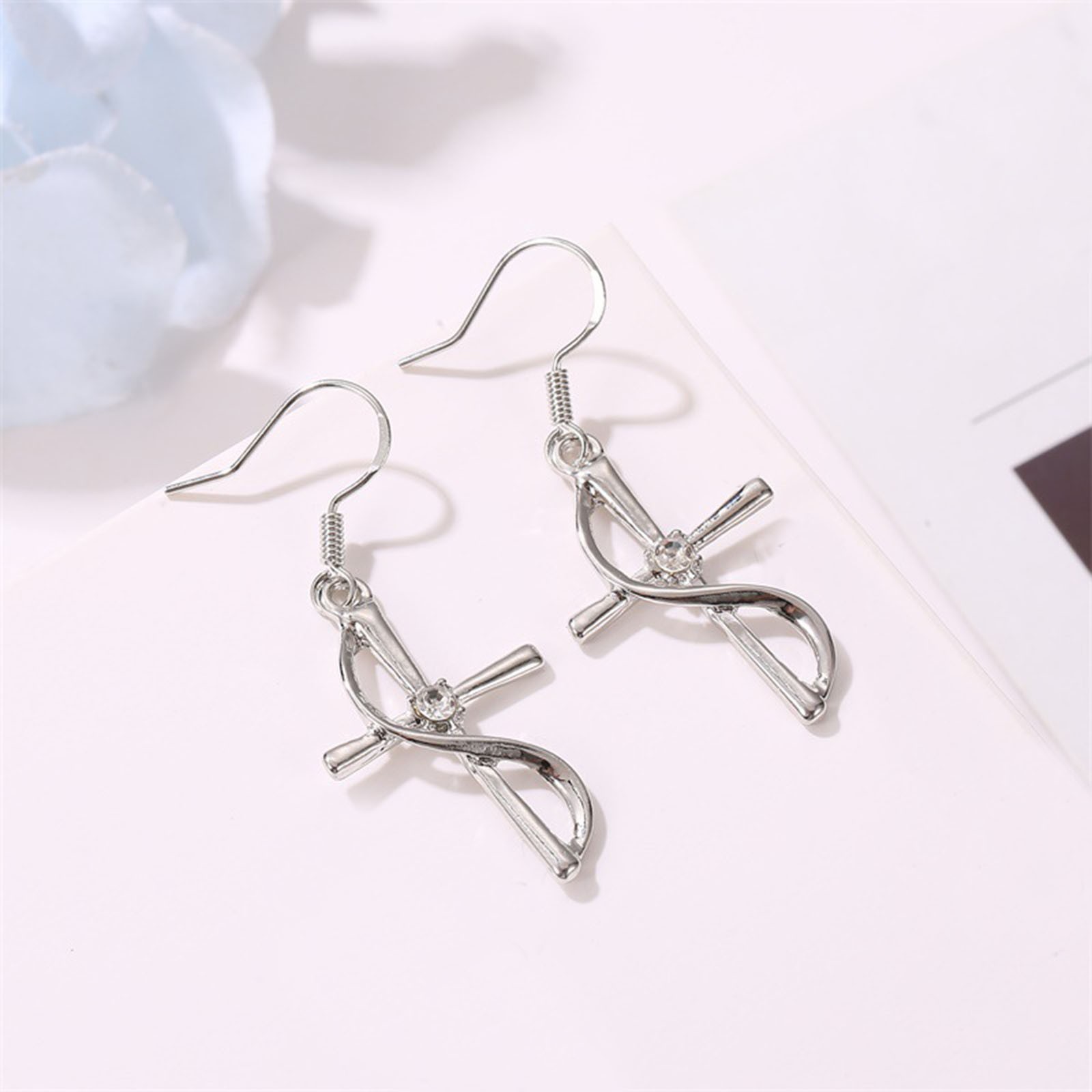 AaSFJEG Opposite Sex Pearl Tassel Silver Needle Earrings Temperament ...