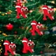 thumbnail image 3 of Colgante de árbol de Navidad de acrílico 2D con letras | Juego de 26 adornos con iniciales del alfabeto para decoración navideña, 3 of 6