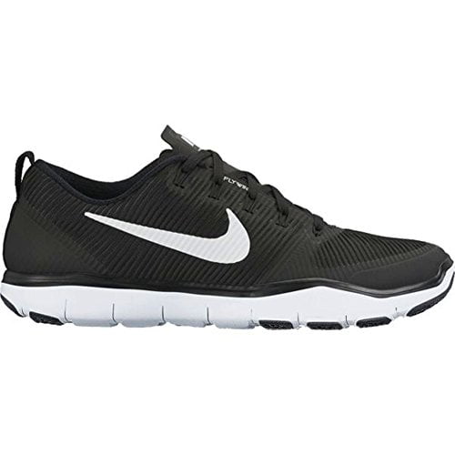 nike free train versatility black