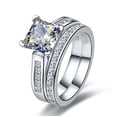 thumbnail image 3 of JeenMata Conjunto Nupcial de Moissanita de Corte Princesa de 2 Quilates - Conjunto Nupcial - Anillo de Compromiso - Anillo con Engaste de Canal - Anillo de Racimo - Oro Blanco de 18 K sobre Plata, 3 of 5