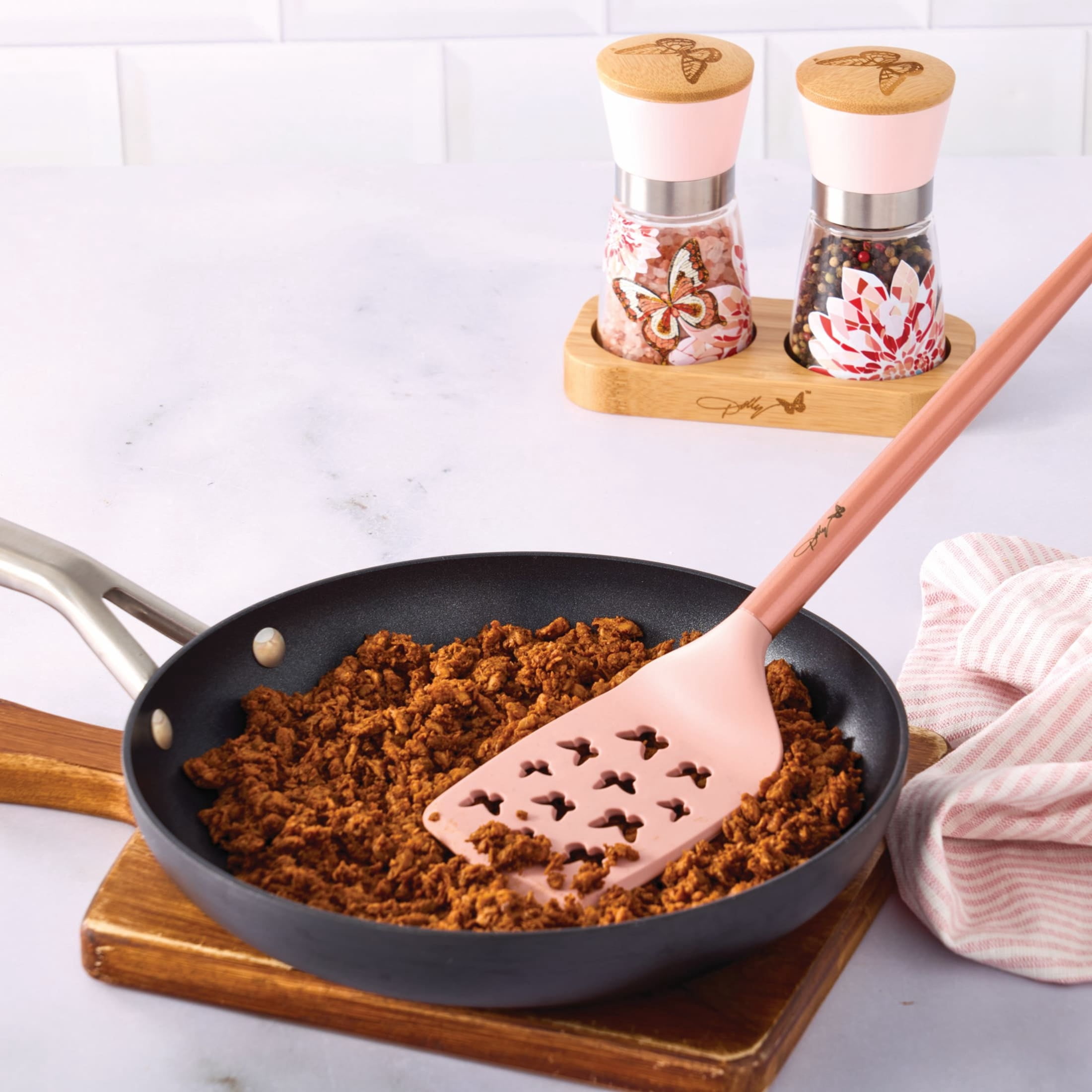 Dolly Parton Stainless Steel Slotted Turner, Blush
