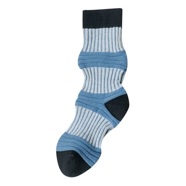 Chaussettes Mi-Mollet pour Femmes d'Automne et d'Hiver avec Plis et Contraste de Couleurs, Chaussettes Décontractées Tendance