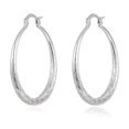 thumbnail image 3 of Pendientes de aro grandes chapados en plata, pendientes de personalidad de moda para mujer, joyería de moda, adecuados para una variedad de formas de rostro, estilo personal único, 3 of 5