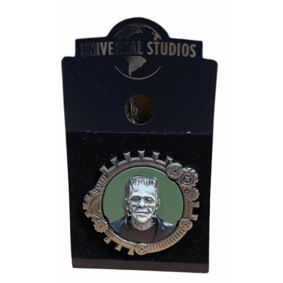 Universal Studios Halloween Horror Nights Pin New With Card