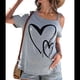 thumbnail image 2 of Camiseta de Mujer con Cuello Asimétrico, Corte y Estampado Gráfico, Corta. Gris M, 2 of 10