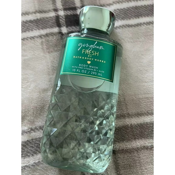 Bath and Body Works Gingham Fresh Body Wash 10 Fl Oz