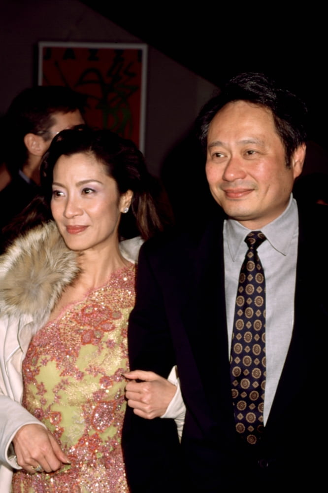 Michelle Yeoh And Ang Lee At Premiere Of Crouching Tiger ...