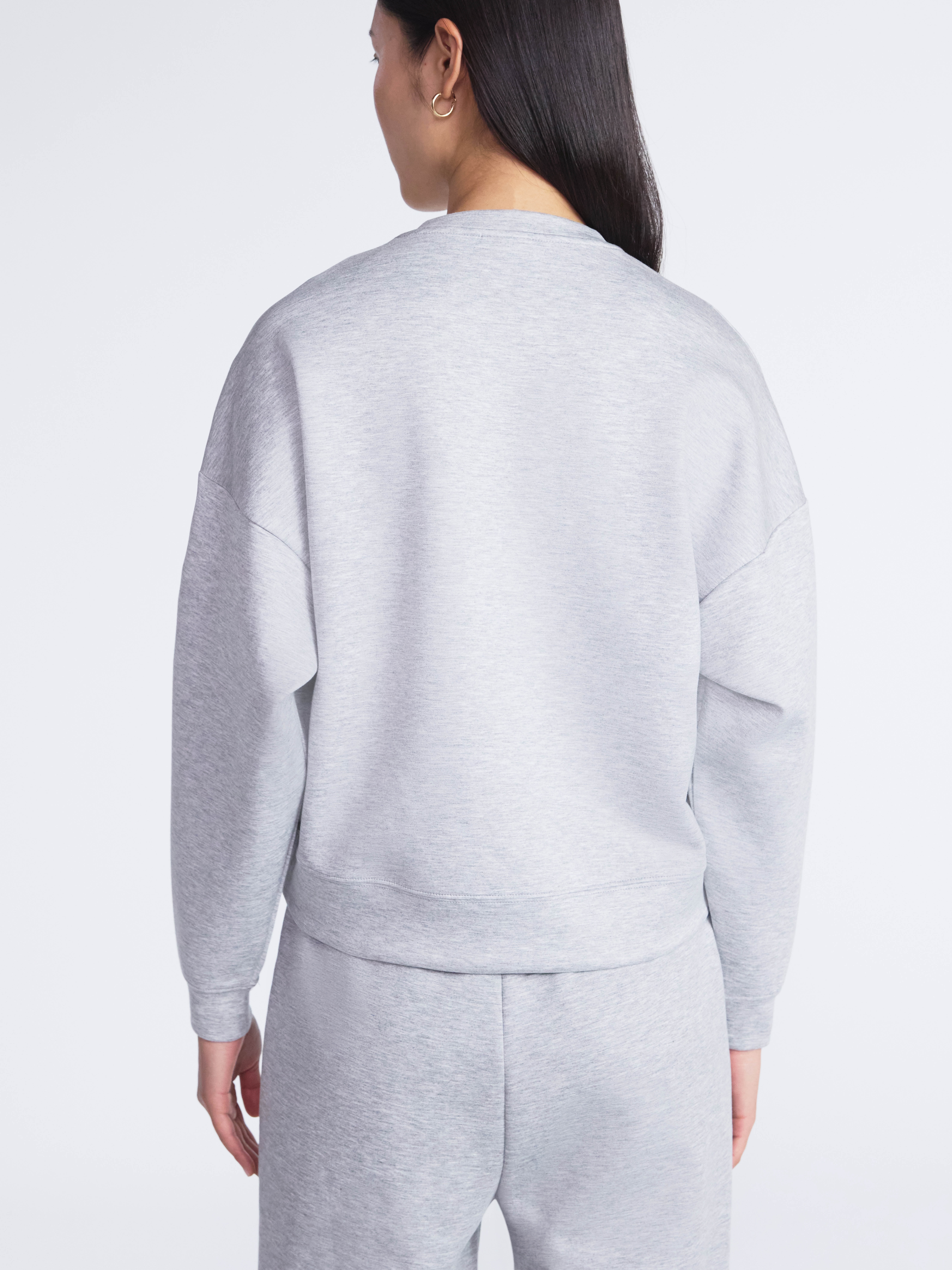 Scoop Women's and Women's Plus New Scubaknit Cropped Sweatshirt with Drop Sleeves, Sizes XS-4X