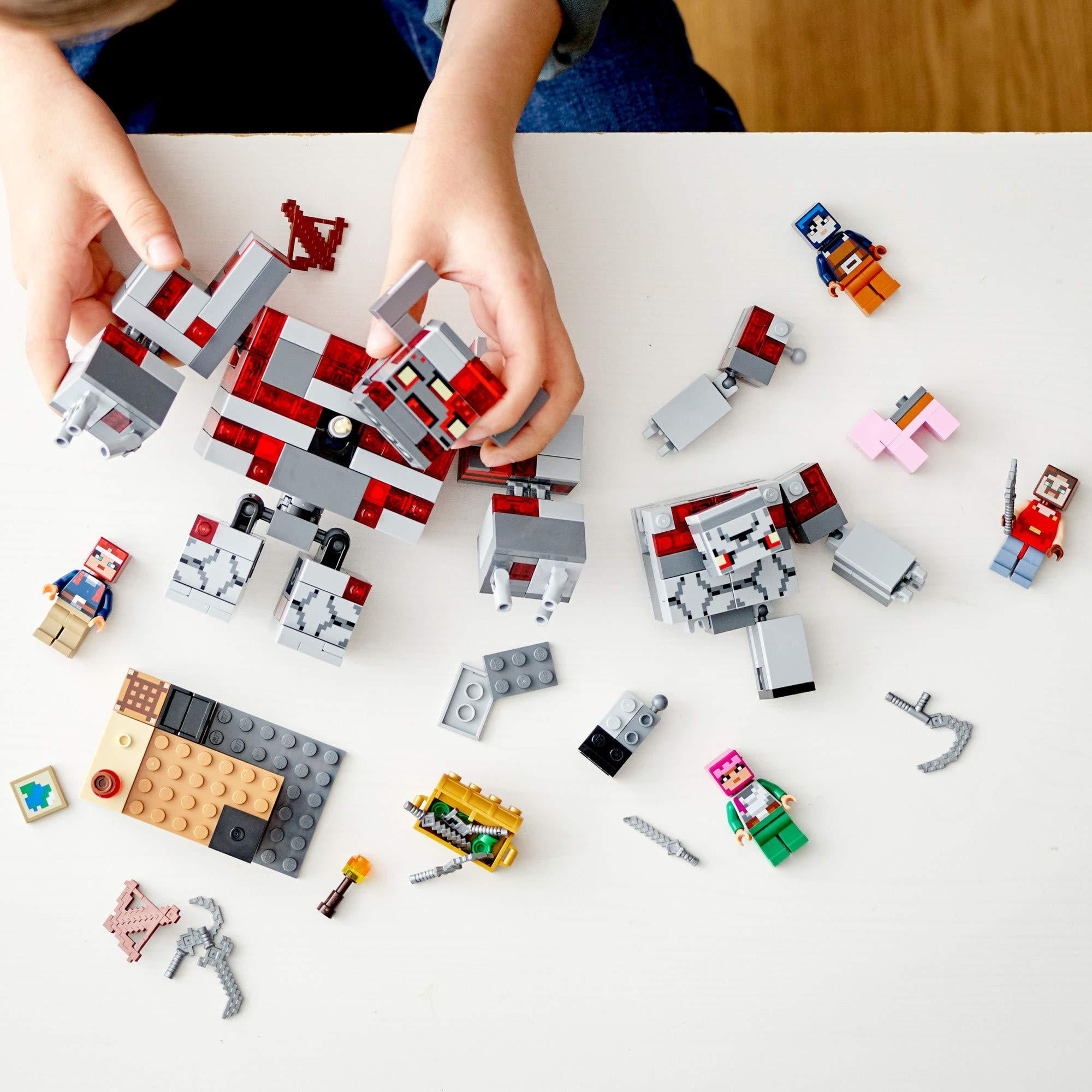 LEGO Minecraft The Redstone Battle 21163 Cool Minecraft Set for Kids Aged 8  and Up, Great Birthday Gift for Minecraft Players and Fans of Monsters,  Dungeons and Battle Action (504 Pieces) | Walmart Canada
