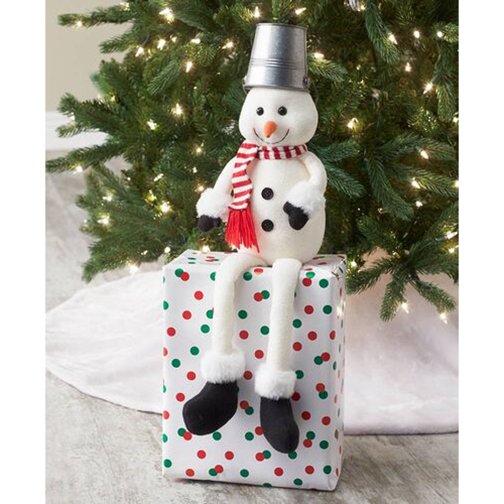 Shelf Sitter with Dangling Legs