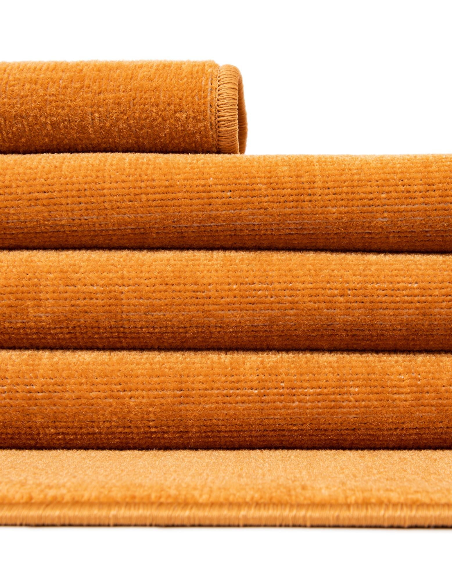 Unique Loom Williamsburg Collection Area Rug - Solid (3' 7" Round Salmon)