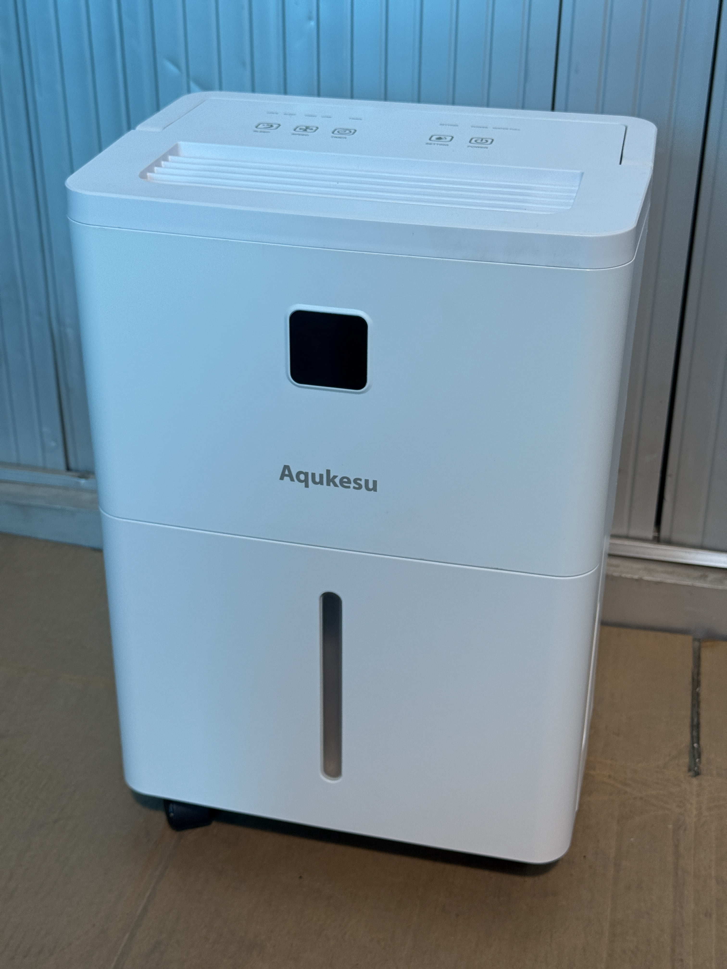 Aqukesu 10 Pints Dehumidifier for Spaces up to 2,500 Sq. Ft at Home, with Reusable, Washable Air Filter, 1.05 Gal Water Tank and Drain Hose, for Large & Medium Rooms, Basements