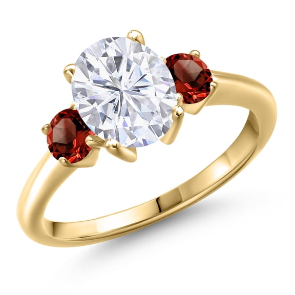 Gem Stone King 10K Yellow Gold White Moissanite and Red Garnet Engagement Ring for Women | 2.84 Cttw | Oval 9X7MM | Gemstone Birthstone | Size 5