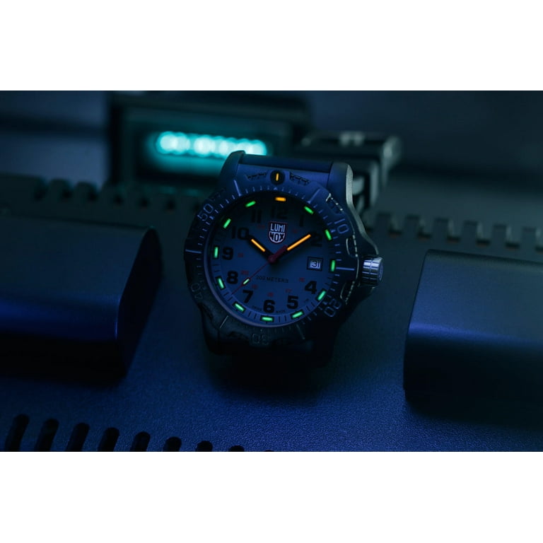 Luminox PCT Carbon Case 時計 LUMINOX X2.2401 Patagonia Carbonox 43mm - メルカリ