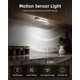 thumbnail image 2 of Pack de 3 luces LED inalámbricas de 7 pulgadas con sensor de movimiento recargables y regulables con 3 temperaturas de color para armarios despensa dormitorios y cocinas, 2 of 7