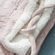 thumbnail image 2 of Manta Usable Manta usable Manta con capucha de forro polar cálida y acogedora para adultos y niños Sywqhk Libre de BPA, 2 of 9