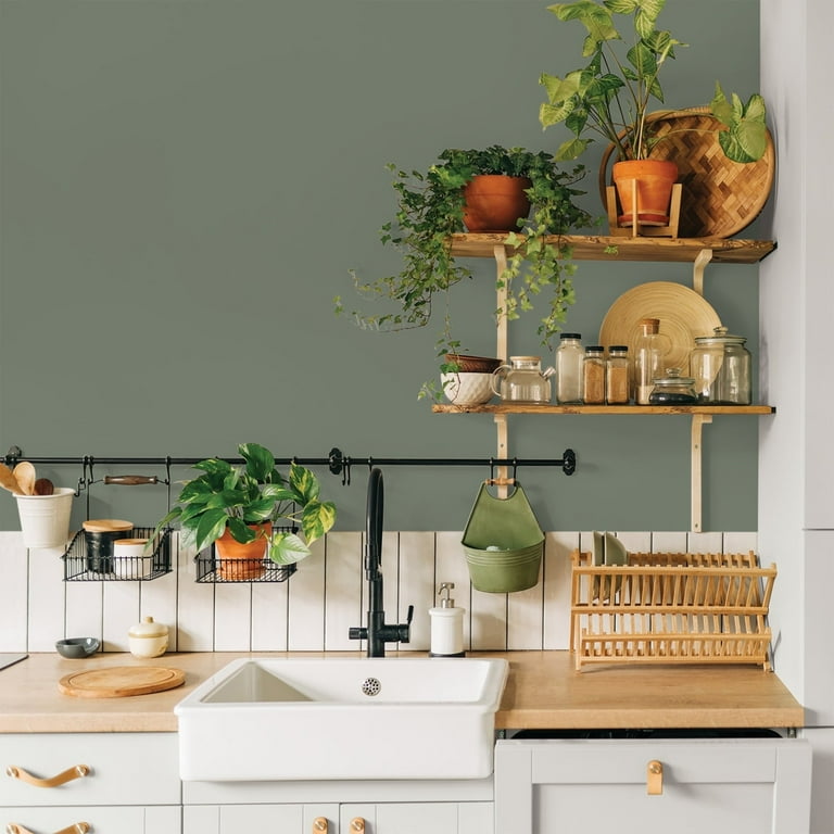 Glidden Spred Thyme Green / Green, Eggshell Interior Paint with