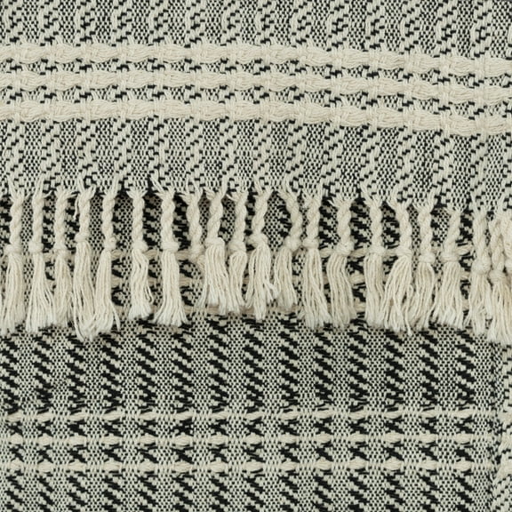 Rizzy Home  Hand-made Modern Striped Throw Blanket Black/Natural