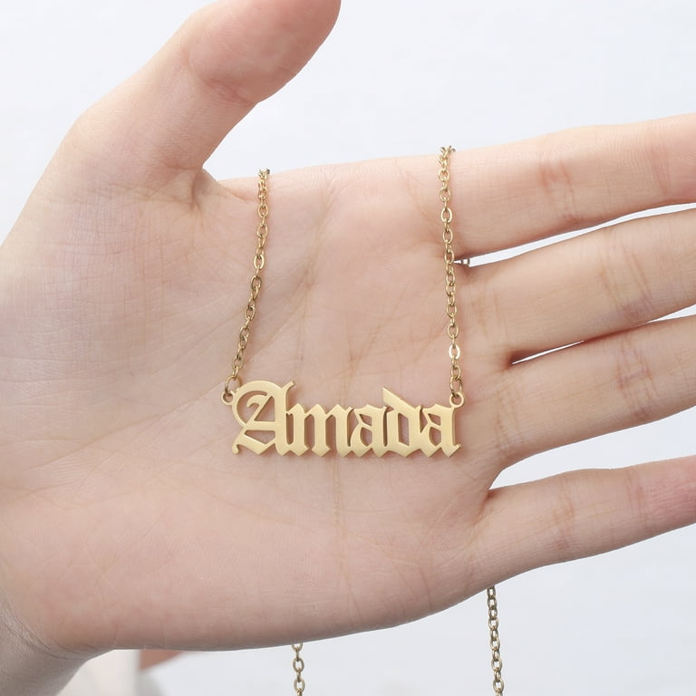 Trendy 2024 name necklace
