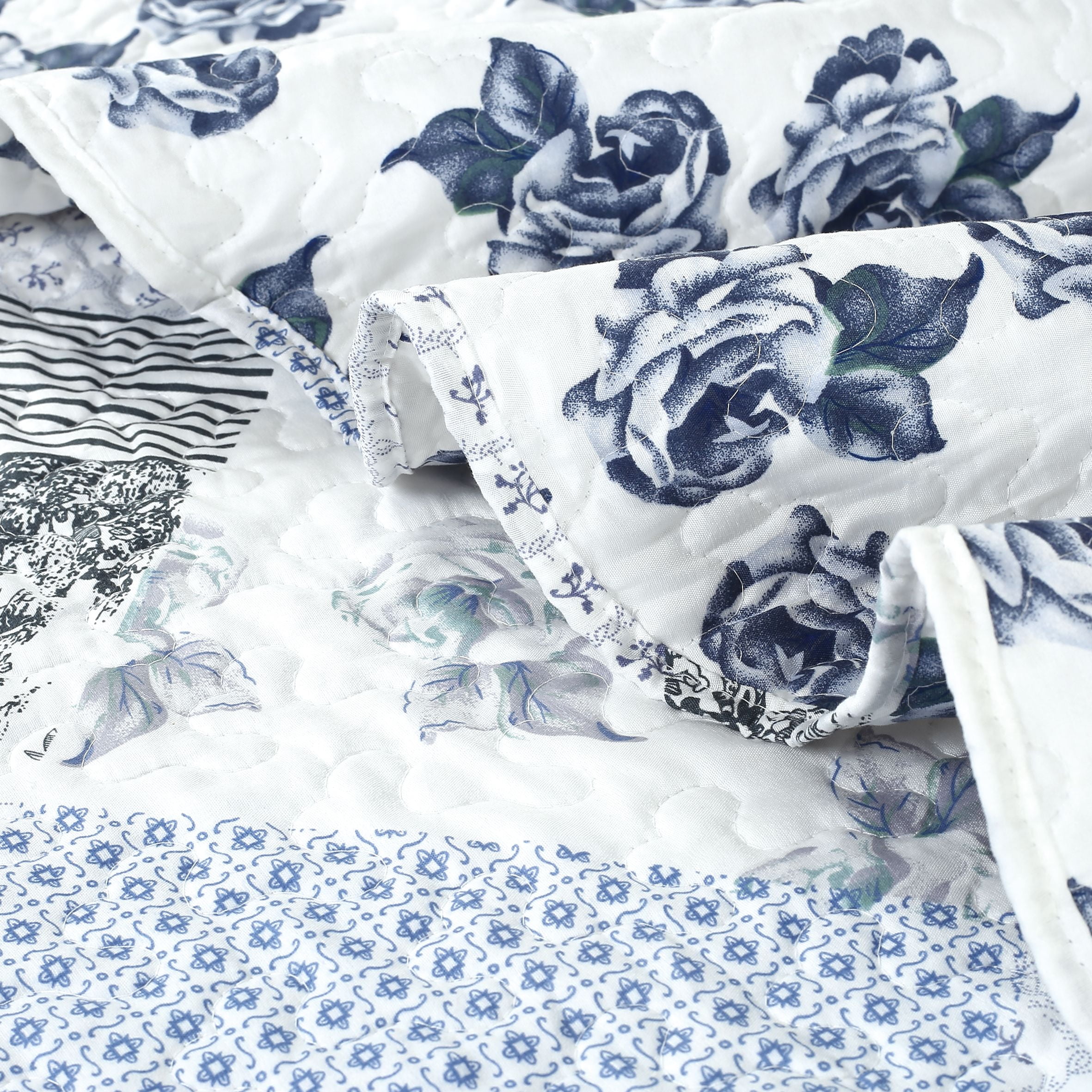 Legacy Decor 3 Pcs Quilt Bedspread Coverlet Blue and White Floral Patchwork Design Microfiber King Size, All Ages.