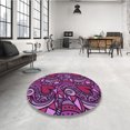 thumbnail image 4 of Ahgly Tapis Rond Lavable en Machine Intérieur Transitionnel Prune Velours Violet, 8 Pieds Rond, 4 of 7