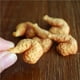 thumbnail image 3 of Lindo balde de pollo frito en miniatura para casa de muñecas a escala 1/12, hamburguesa, minicomida para muñeca Blyth OB11, accesorio de juguete, 3 of 5