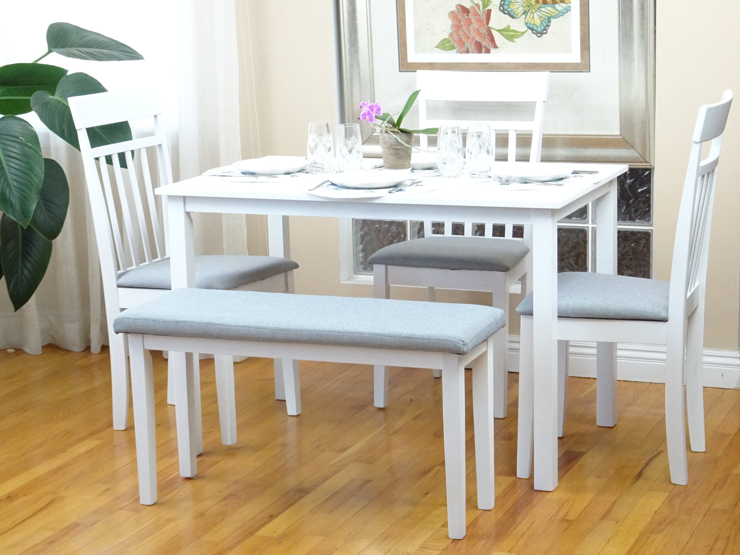 Modern White Kitchen Table with Simple Decor